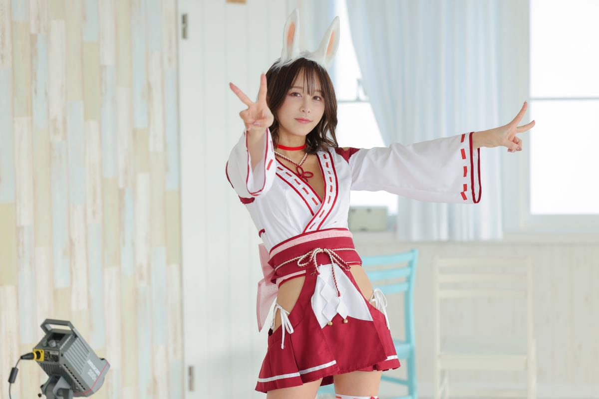 いくみ – (193iKkyu3) Fantia 2023年06月 Bunny Shrine Maiden 写真