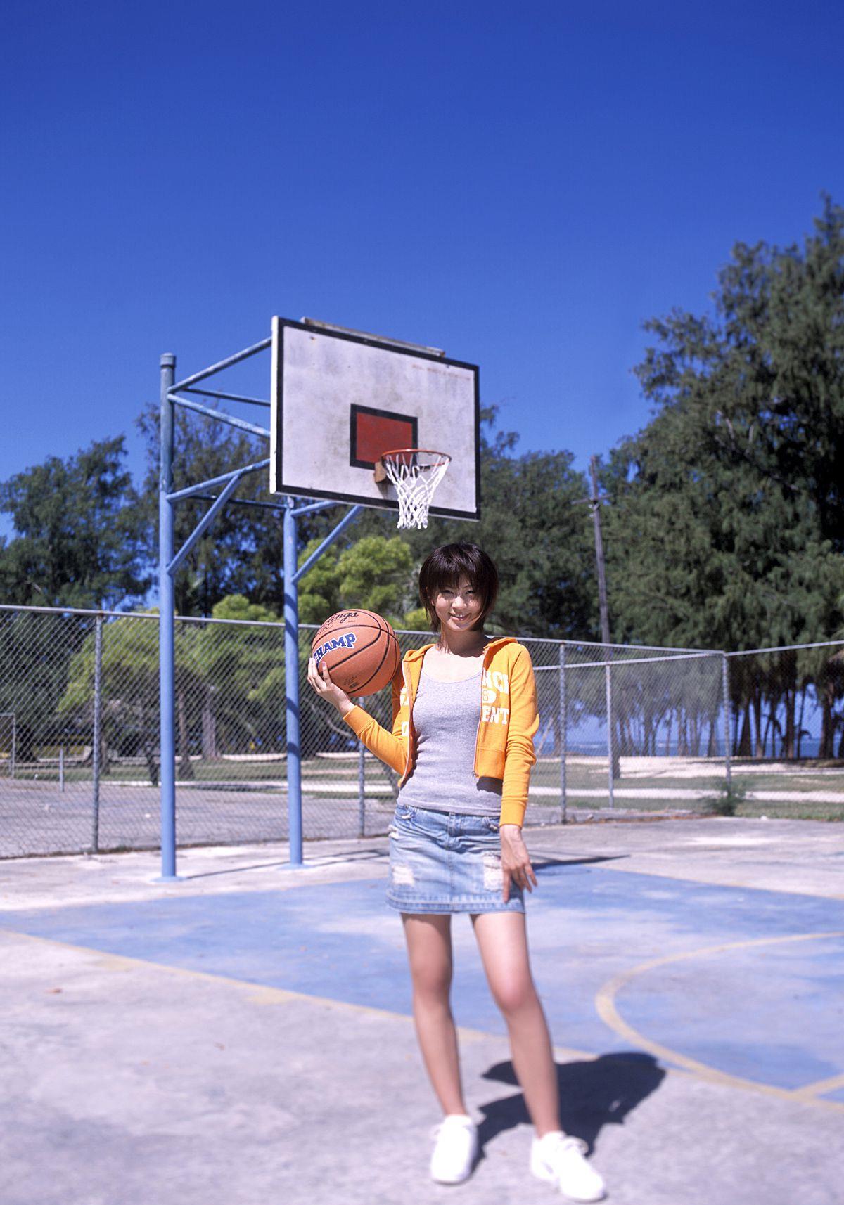 For-side 安田美沙子 《Hoop!》 写真